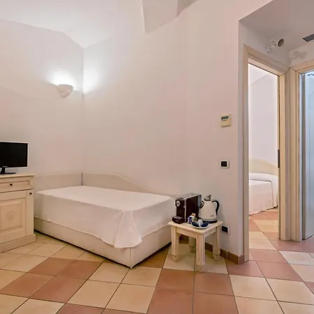 Porto Giunco 2* ヴィッラシミーウス