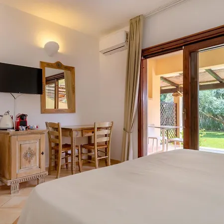 Porto Giunco Appart hôtel