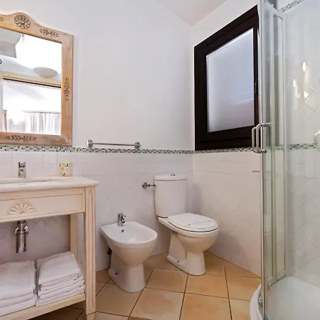 Porto Giunco Aparthotel