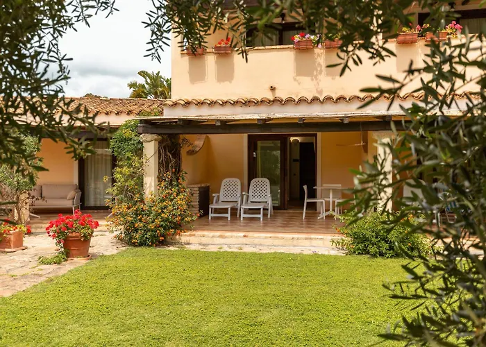 Porto Giunco Aparthotel Villasimius