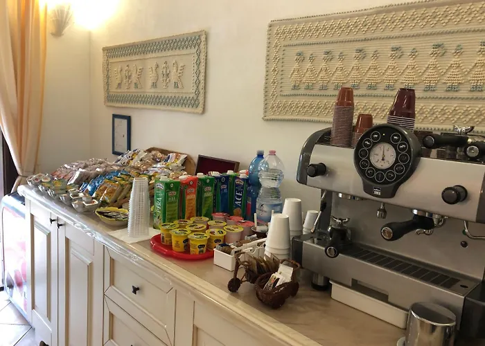 Porto Giunco Aparthotel 2*